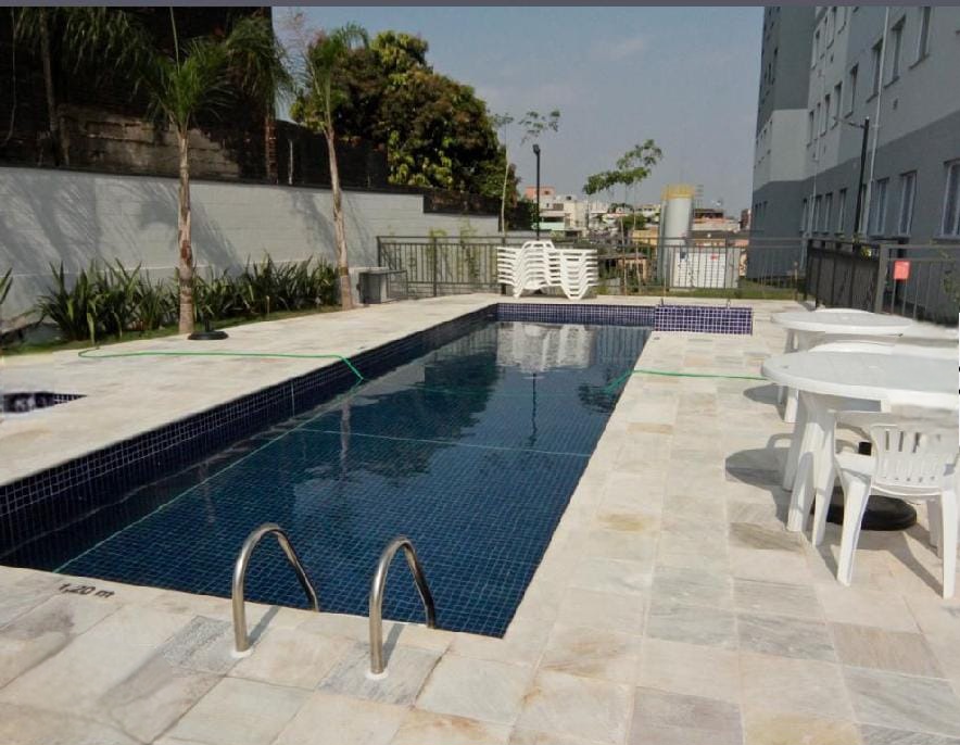 Apartamento em Condomínio Completo – Conforto e Lazer